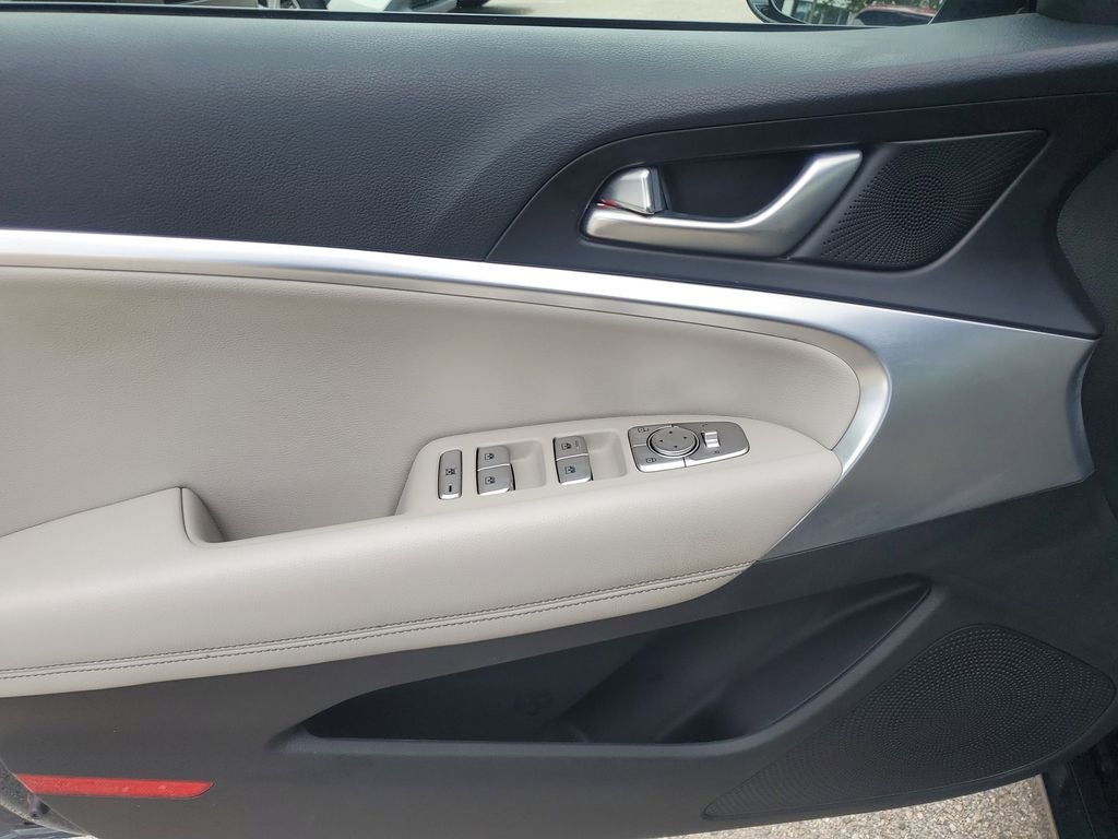 2023 Genesis G70 2.0T LIKE NEW CERTIFIED