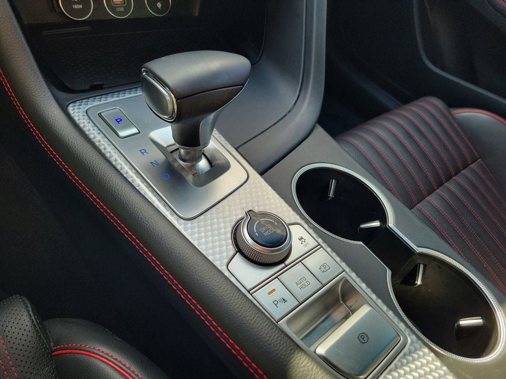 2023 Genesis G70 2.0T SPORT PRESTIGE