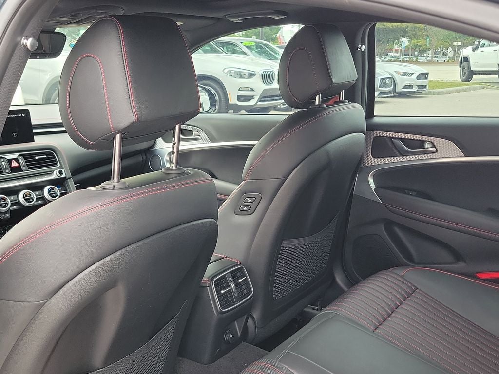 2023 Genesis G70 2.0T Sport Prestige RWD