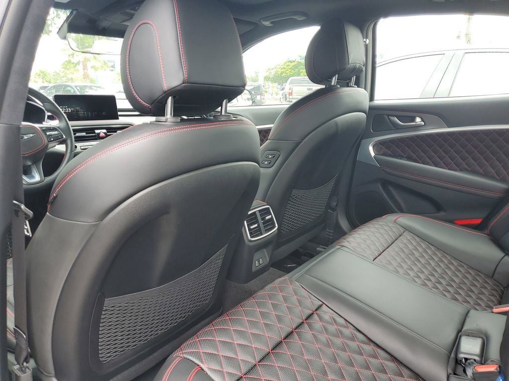 2024 Genesis G70 3.3T PRESTIGE CERTIFIED