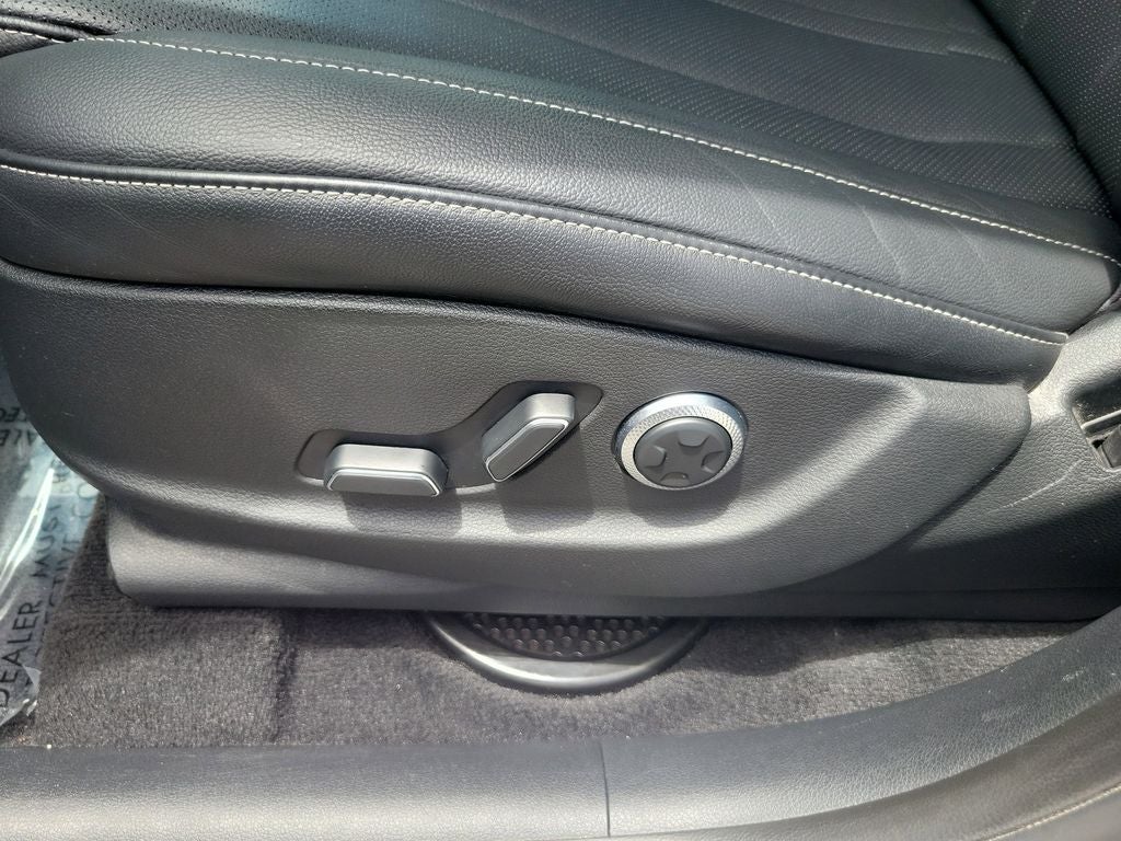 2024 Genesis GV80 2.5T (A8)