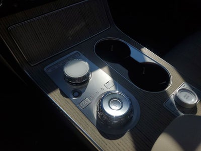 2025 Genesis GV80 Select