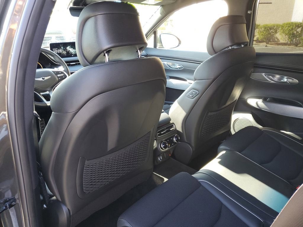 2025 Genesis GV70 2.5T SPORT PRESTIGE