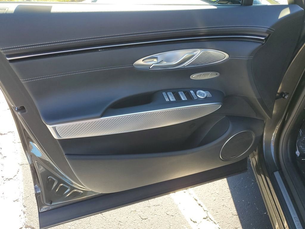 2025 Genesis GV70 2.5T SPORT PRESTIGE