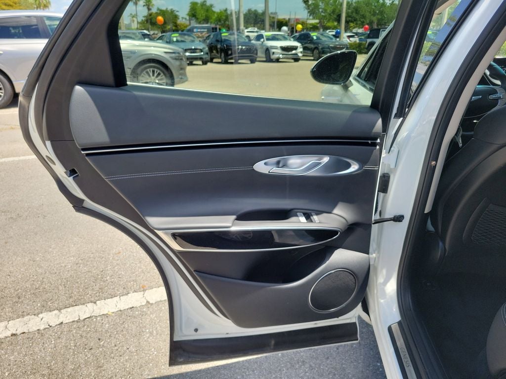 2025 Genesis GV70 2.5T