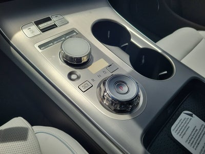 2027 Genesis GV70 2.5T ADVANCED