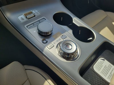 2027 Genesis GV70 2.5T ADVANCED