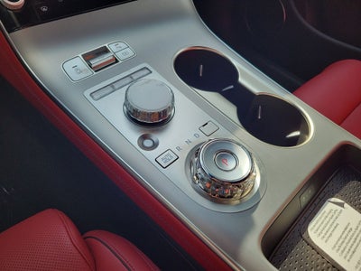 2027 Genesis GV70 2.5T SPORT PRESTIGE