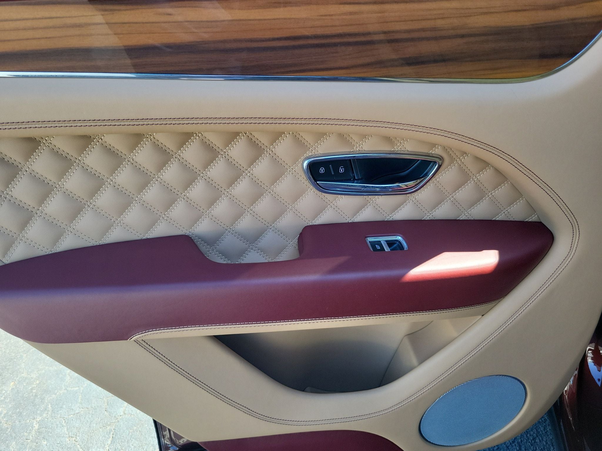 2022 Bentley Bentayga V8