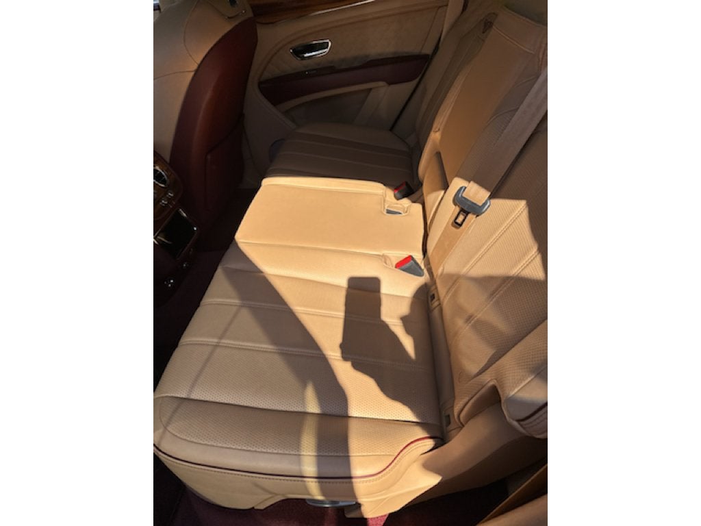 2022 Bentley Bentayga V8