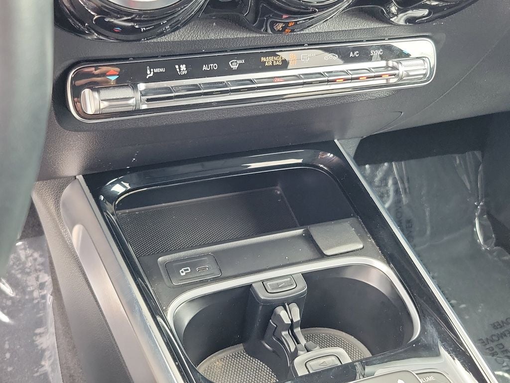 2023 Mercedes-Benz GLB 250 4MATIC®