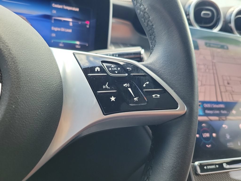 2023 Mercedes-Benz GLC 300