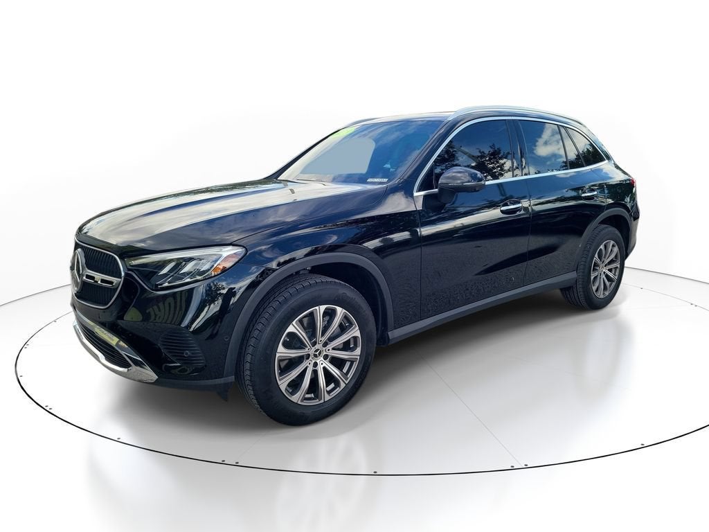 2023 Mercedes-Benz GLC 300
