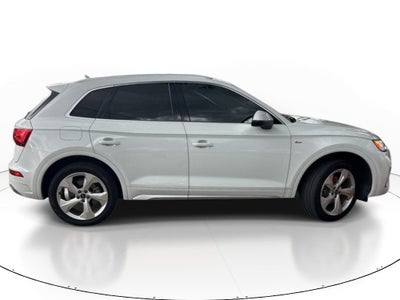 2022 Audi Q5 S line Premium Plus