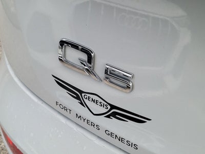 2022 Audi Q5 S line Premium Plus