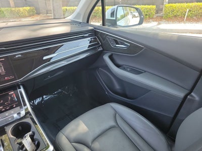 2025 Audi Q7 Premium Plus
