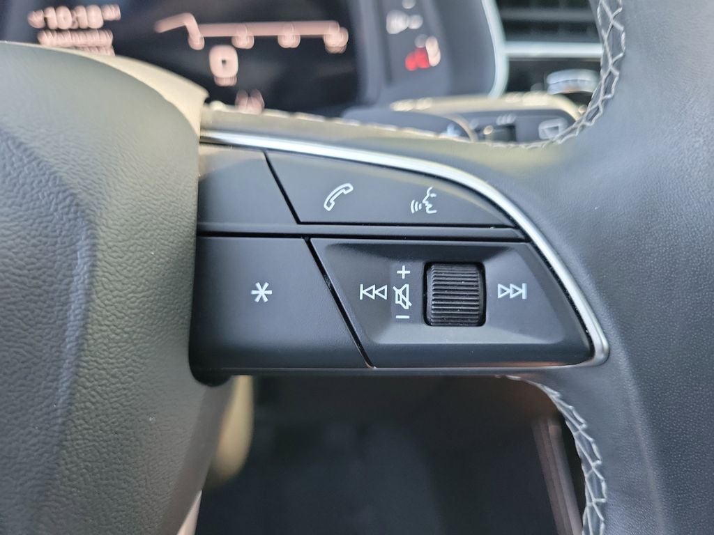 2025 Audi Q7 Premium Plus