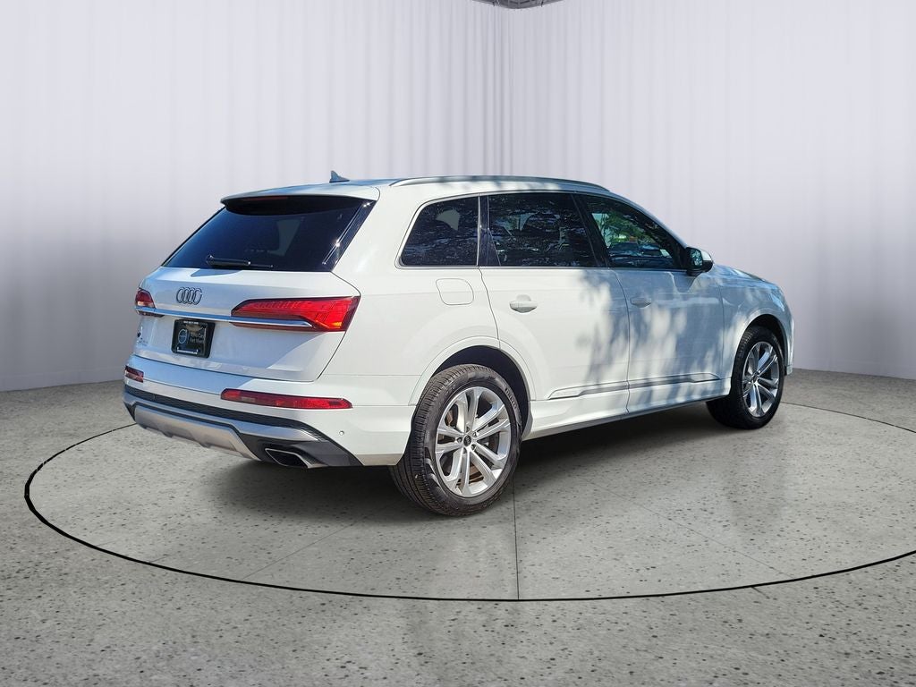 2025 Audi Q7 Premium Plus