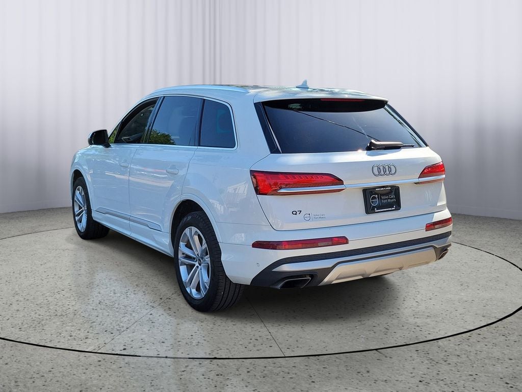2025 Audi Q7 Premium Plus