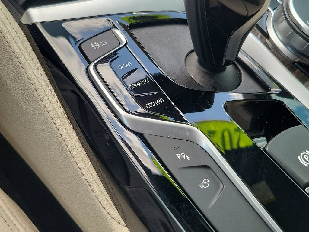 2020 BMW 5 series 530i