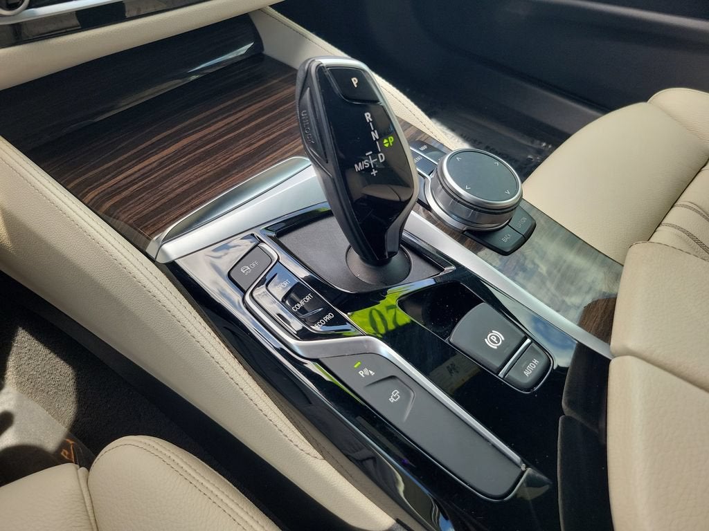 2020 BMW 5 series 530i