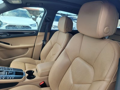 2019 Porsche Macan S