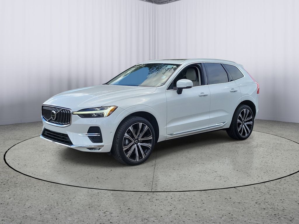 2023 Volvo XC60 Ultimate Bright Theme