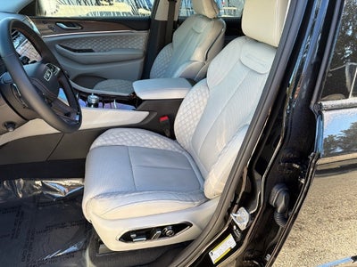 2022 Jeep Grand Cherokee Summit