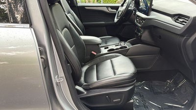2024 Ford Escape Platinum