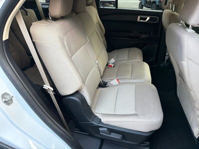 2021 Ford Explorer Base