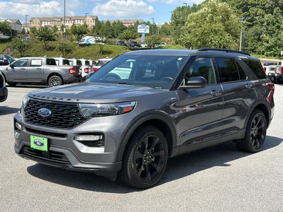 2023 Ford Explorer ST-Line