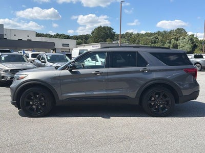 2023 Ford Explorer ST-Line