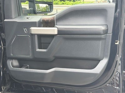 2022 Ford F-250SD Lariat