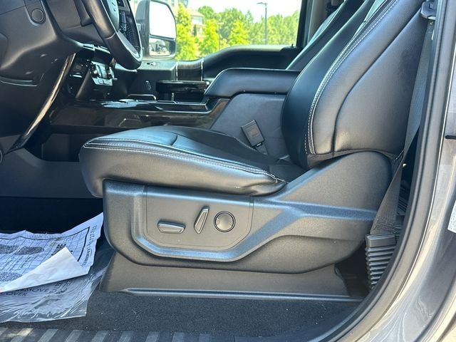 2021 Ford F-250SD Lariat BLACK WIDOW