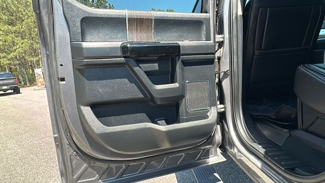 2021 Ford F-250SD Lariat BLACK WIDOW