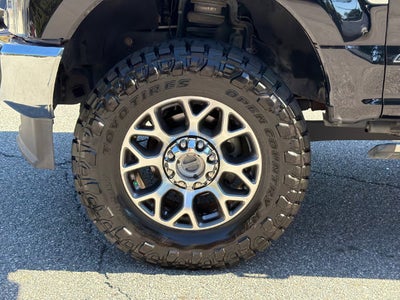 2022 Ford F-350SD Lariat