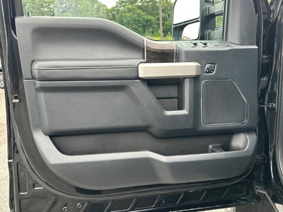 2022 Ford F-350SD Lariat