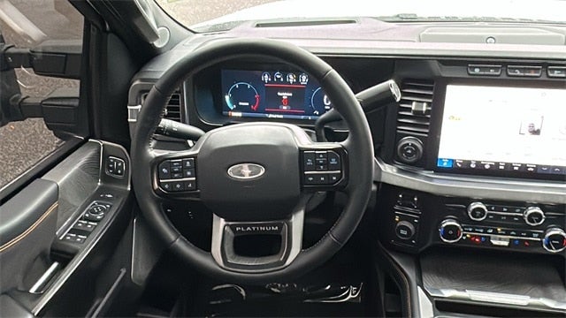 2024 Ford F-450SD Platinum DRW