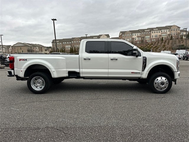 2024 Ford F-450SD Platinum DRW