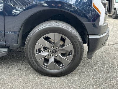 2023 Ford F-150 Lightning Lariat