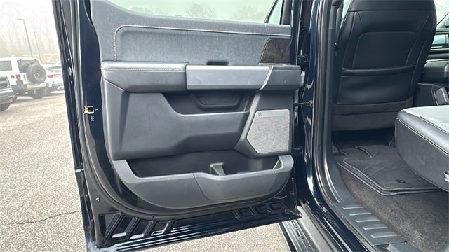 2023 Ford F-150 Lightning Lariat