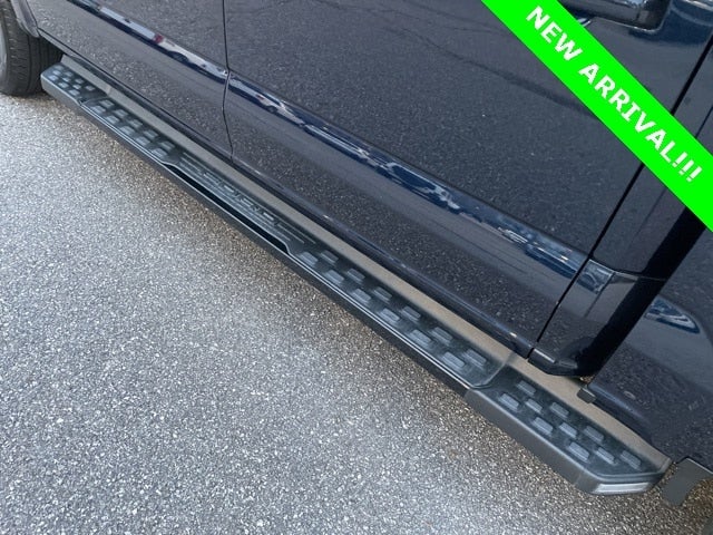 2023 Ford F-150 Lightning Lariat