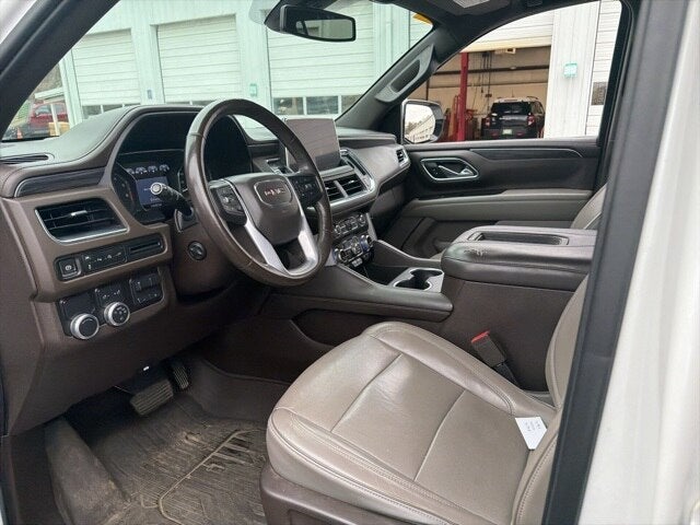 2021 GMC Yukon XL SLT