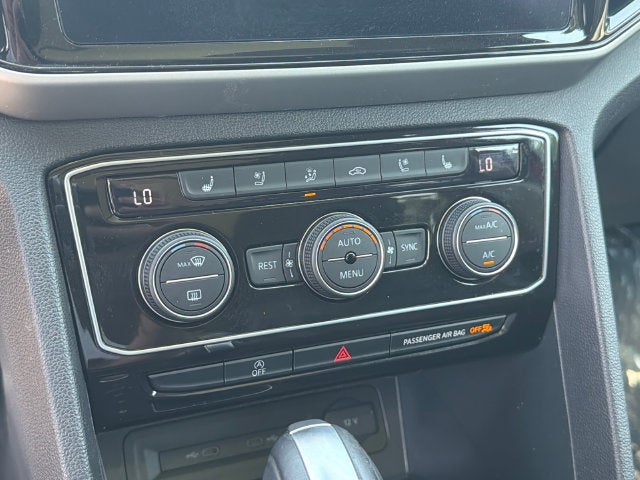 2022 Volkswagen Atlas 3.6L V6 SEL Premium R-Line