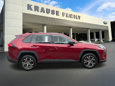 2022 Toyota RAV4 LE