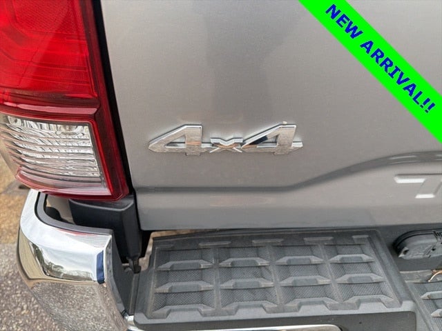 2019 Toyota Tacoma SR5 V6