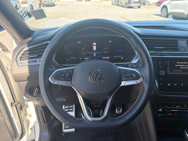 2023 Volkswagen Tiguan 2.0T SE R-Line Black