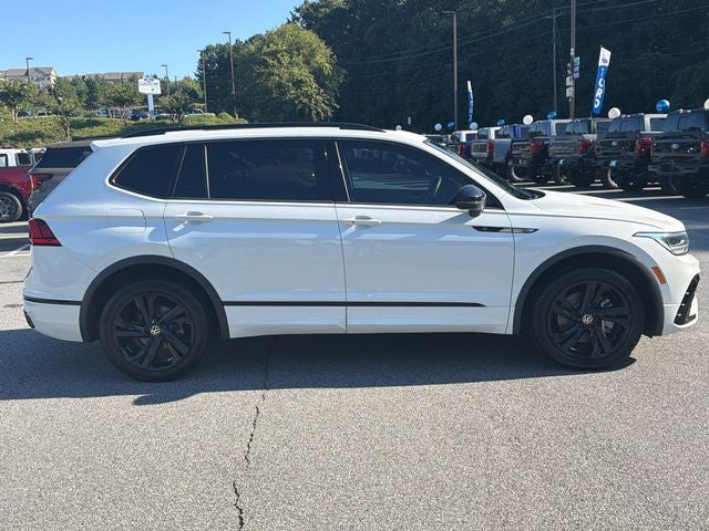 2023 Volkswagen Tiguan 2.0T SE R-Line Black
