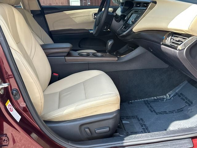 2017 Toyota Avalon Hybrid XLE Plus