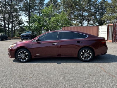 2017 Toyota Avalon Hybrid XLE Plus